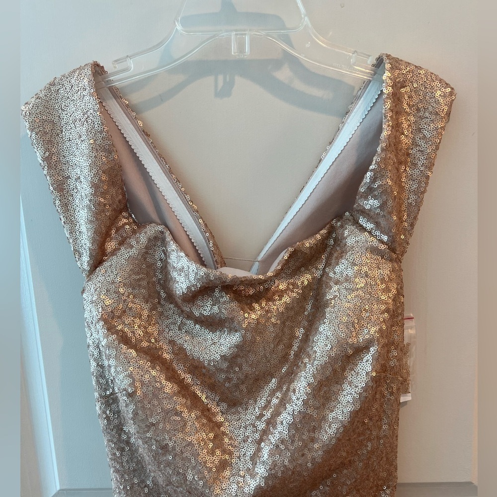 DESSY COLLECTION ELLE SEQUIN DRESS IN ROSE GOLD Size 10 NWT - Picture 3 of 16